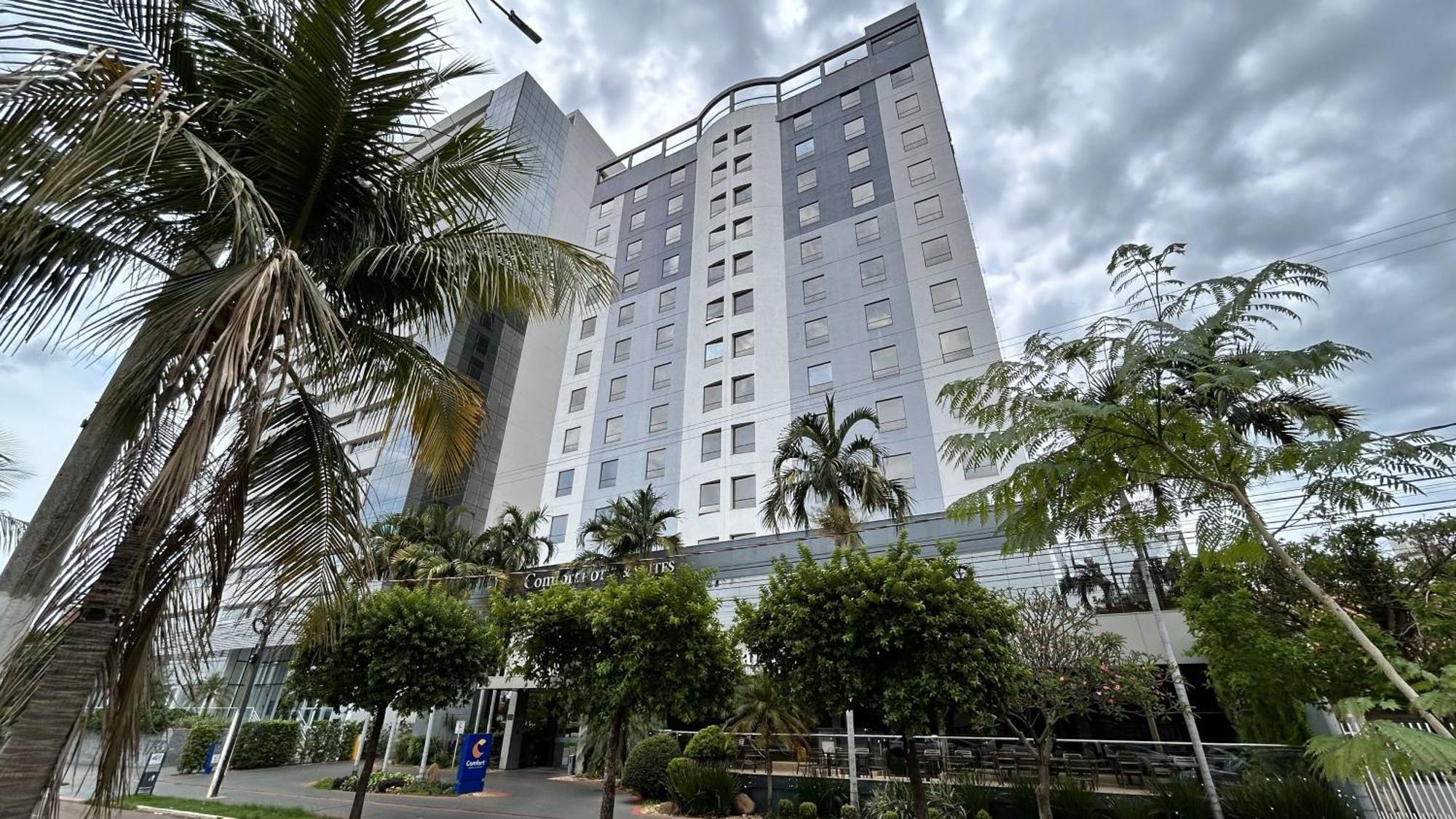 Comfort Hotel & Suites Rondonópolis Exterior foto
